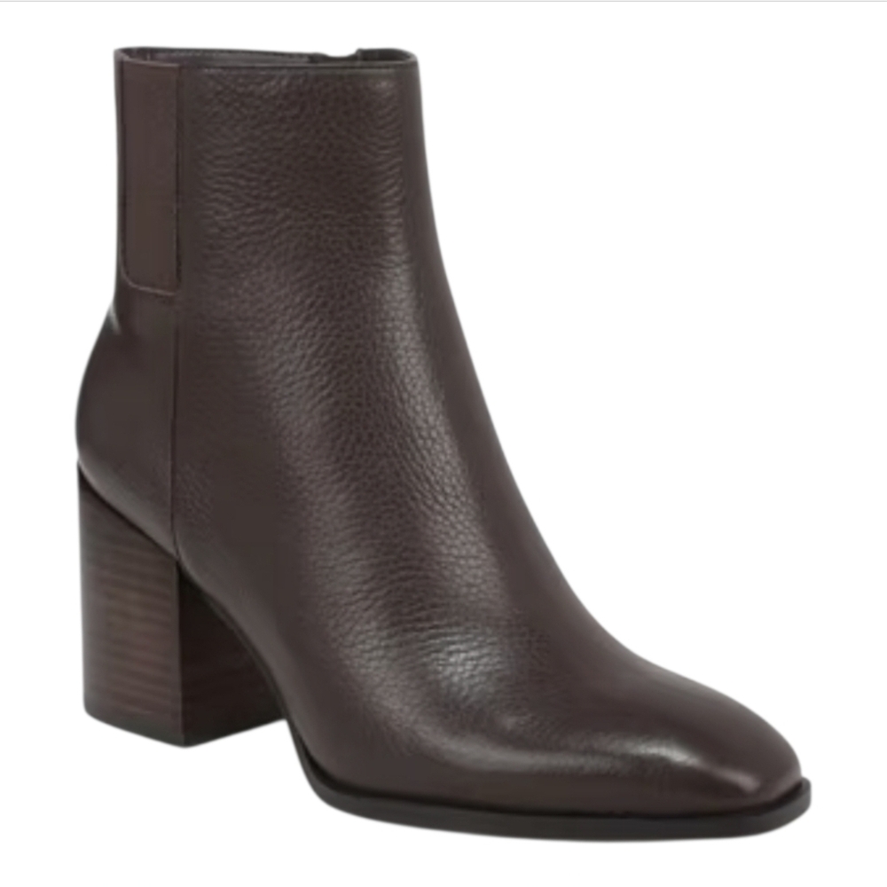 Vionic Vynn Heeled Ankle Bootie